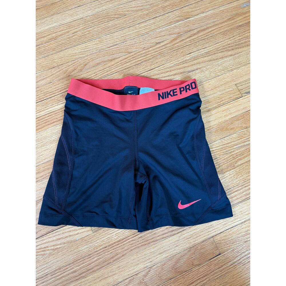 Nike Women's Sliding Shorts - Black